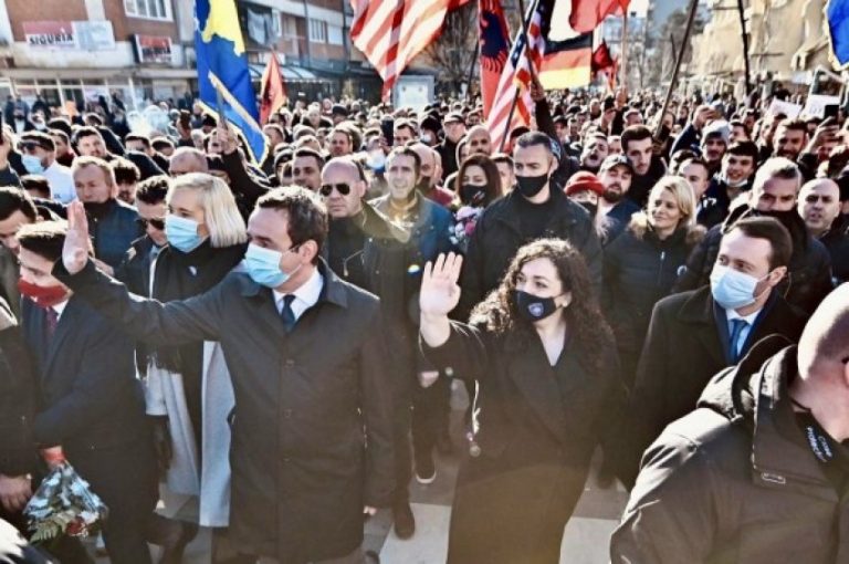 Albin Kurti dhe Vjosa Osmani (VV me 48%) fituan zgjedhjet parlamentare në Kosovë. Pritet numërimi edhe rreth 100 mije votave nga diaspora Albin Kurti dhe Vjosa Osmani (VV me 48%) fituan zgjedhjet parlamentare në Kosovë. Pritet numërimi edhe rreth 100 mije votave nga diaspora