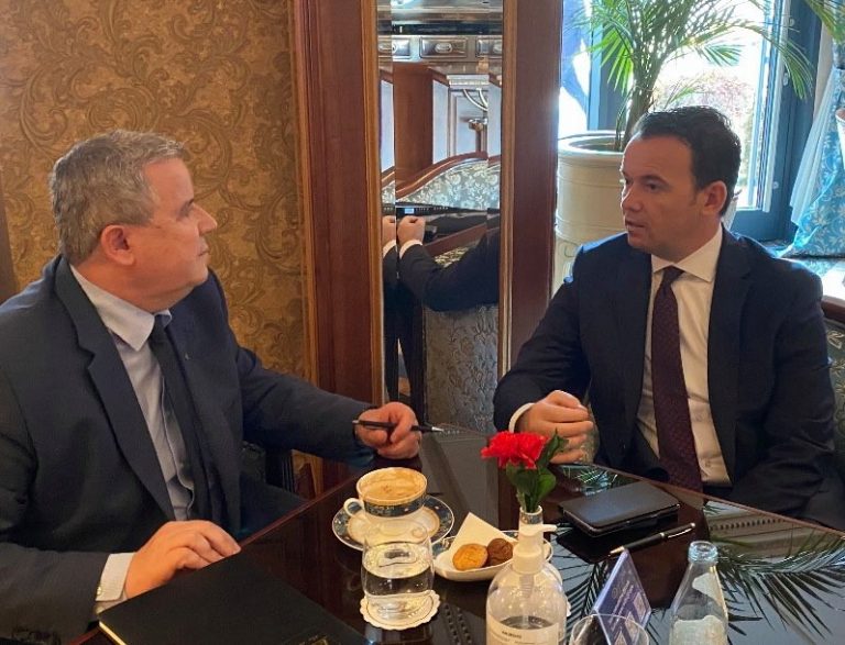 Faton Peci: Shteti i Kosovës është rezultat i punës dhe kujdesit të mërgatës sonë, te cilët sot janë ambasador të kombit tonë në perendim Faton Peci: Shteti i Kosovës është rezultat i punës dhe kujdesit të mërgatës sonë, te cilët sot janë ambasador të kombit tonë në perendim