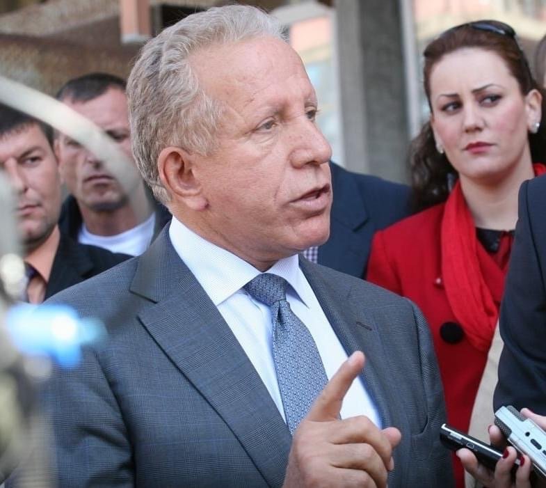 746EAE5F-ACC0-4B8B-882F-0C16D3B77DB1