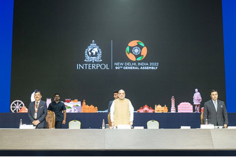Asambleja e Përgjithshme e INTERPOL-it perfundoi punimet me një rezolutë. Organizata po shkon drejt 100 vjetorit të saj Asambleja e Përgjithshme e INTERPOL-it perfundoi punimet me një rezolutë. Organizata po shkon drejt 100 vjetorit të saj