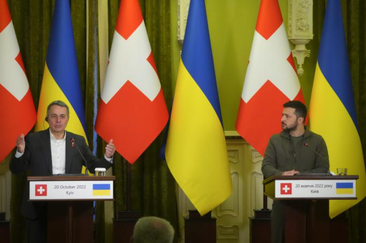 Zvicra ndihmon Ukrainën me pesë miliardë CHF Zvicra ndihmon Ukrainën me pesë miliardë CHF