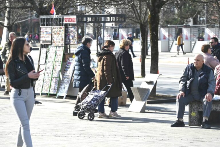 Mediat serbe ngrenë alarmin: Çdo vit fshihet nga harta një komunë sa Presheva, po zhdukemi si popull Mediat serbe ngrenë alarmin: Çdo vit fshihet nga harta një komunë sa Presheva, po zhdukemi si popull