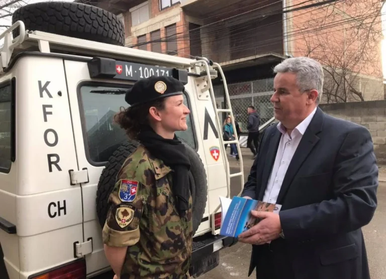 Zvicra ngrit buxhetin për ushtrinë, por Serbia dhe Shqipëria rrezikojnë mbeshtetjen financiare nga Berna? Zvicra ngrit buxhetin për ushtrinë, por Serbia dhe Shqipëria rrezikojnë mbeshtetjen financiare nga Berna?