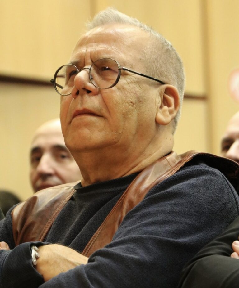 Beogradi s’ka pse paguan për atë që disa media të Kosovës ia ‘ofrojnë’ falas: urrejtjen ndaj Kurtit! Beogradi s’ka pse paguan për atë që disa media të Kosovës ia ‘ofrojnë’ falas: urrejtjen ndaj Kurtit!