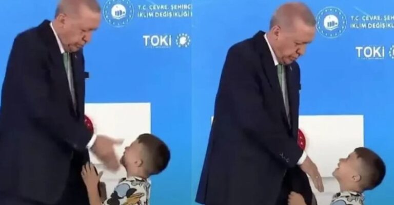 Pamjet: E perqafoi presidentin e Turqise në shenjë respekti, Erdogan e përkdheli me dorë voglushin Pamjet: E perqafoi presidentin e Turqise në shenjë respekti, Erdogan e përkdheli me dorë voglushin