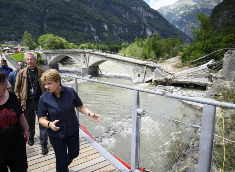 Bilanc i zi nga Zvicra: Tetë të vdekur dhe gjashtë të zhdukur gjate permbytejve, gjatë javës së fundit nga moti i keq Bilanc i zi nga Zvicra: Tetë të vdekur dhe gjashtë të zhdukur gjate permbytejve, gjatë javës së fundit nga moti i keq