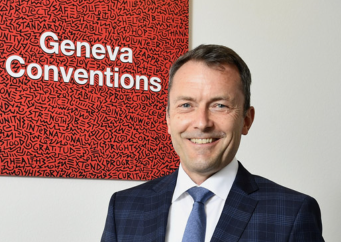 Les Conventions de Genève m’accompagnent au quotidien Les Conventions de Genève m’accompagnent au quotidien