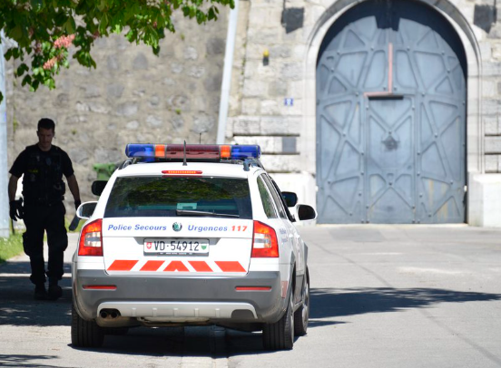 Një kosovar bën vetëvrasje në burgun e Zvicrës Një kosovar bën vetëvrasje në burgun e Zvicrës