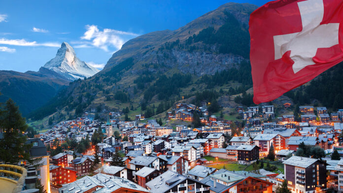 Une bonne nouvelle intéressante en provenance de Berne: la Suisse fait un don de plus de 20 000 euros à ceux qui souhaitent s’installer à Albinen Une bonne nouvelle intéressante en provenance de Berne: la Suisse fait un don de plus de 20 000 euros à ceux qui souhaitent s’installer à Albinen