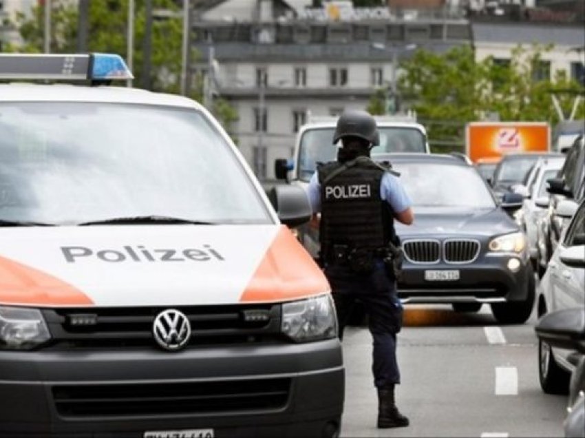 policeezz