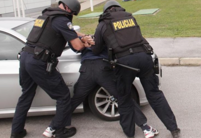 policiiccc
